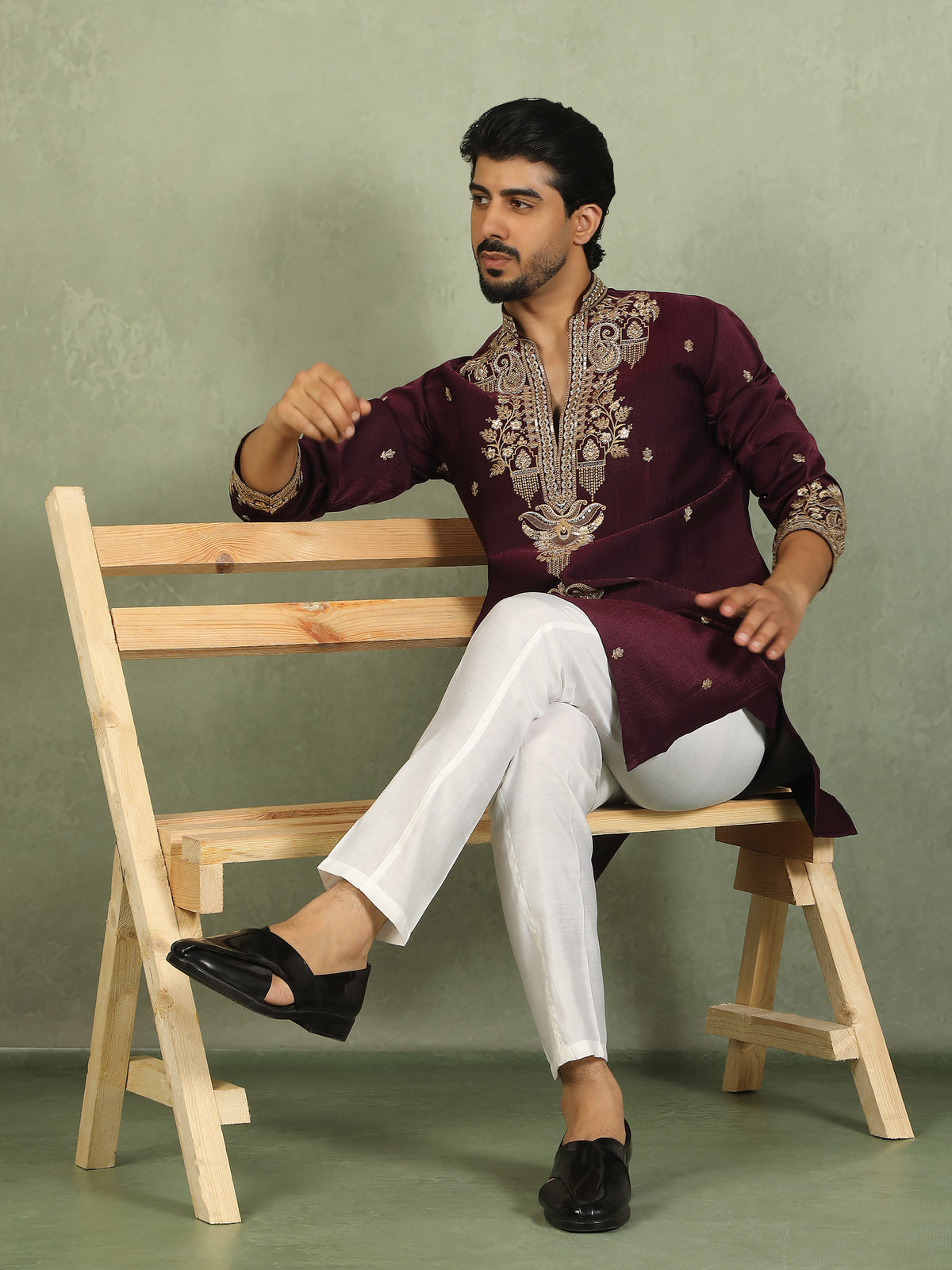 Luxe Men's Tissue Fabric Paisley Designed Embroidery with Sequinned V-Neck Kurta - Wine