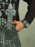 Luxe Men's Cotton Silk Fabric Ethnic Motifs Geometric Embroidered Kurta - Green