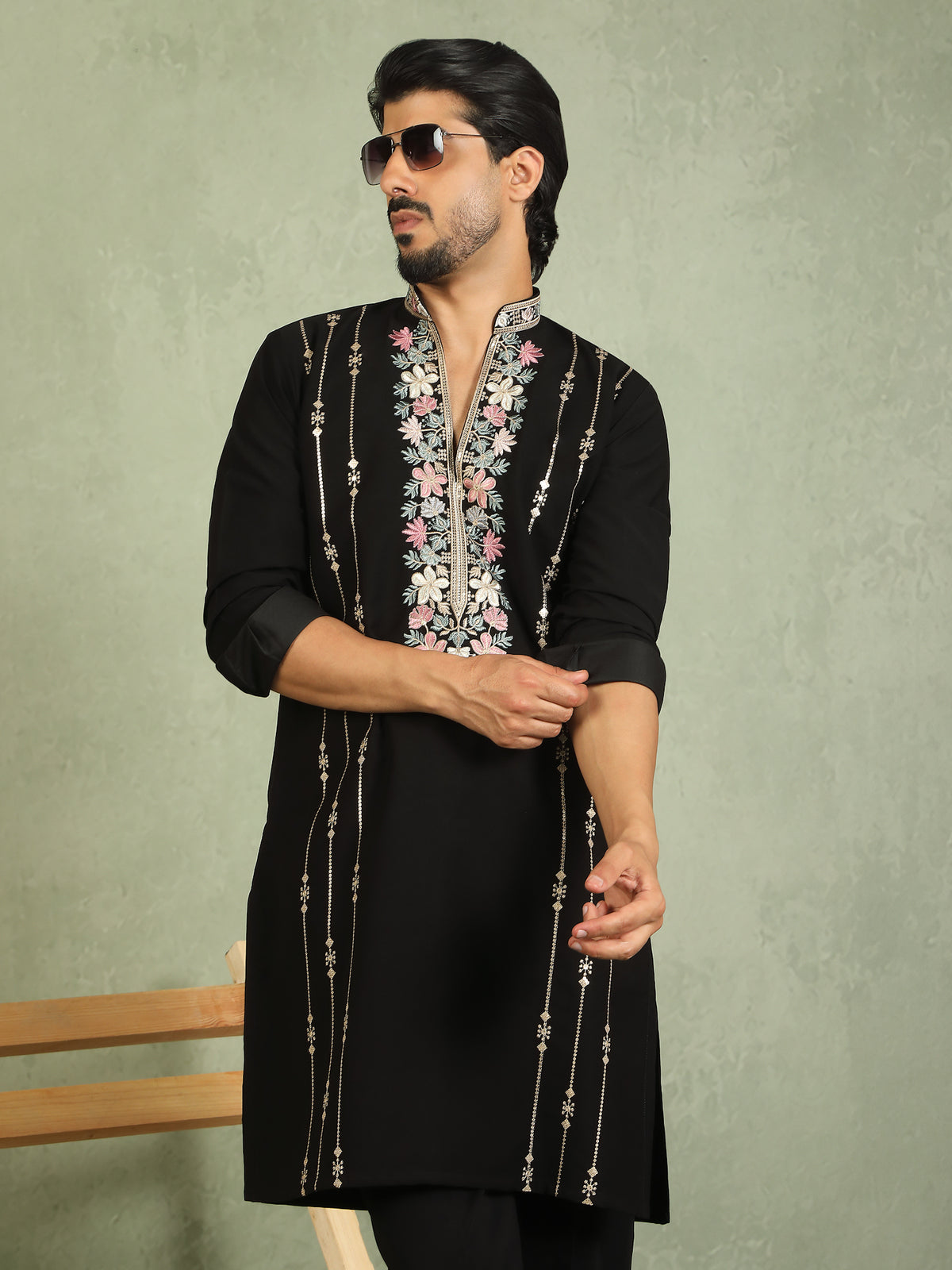 Luxe Men's Japanese Yoke Design Multi Floral Embroidery V-Neck Kurta - Black