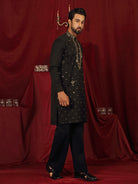 Luxe Men's Japanese Ethnic Motifs Design Golden Foil Work V-Neck Kurta - Black