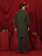 Luxe Men's Japanese Ethnic Motifs Design Golden Foil Work V-Neck Kurta - Mehndi