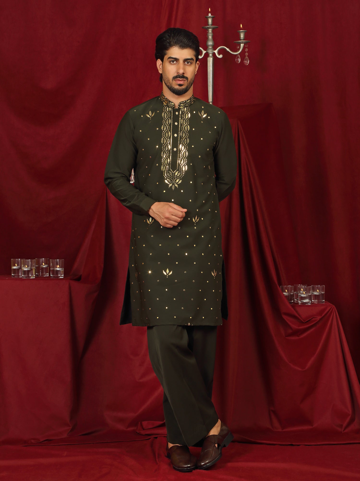 Luxe Men's Japanese Ethnic Motifs Design Golden Foil Work V-Neck Kurta with Trouser Set - Mehndi