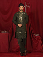 Luxe Men's Japanese Ethnic Motifs Design Golden Foil Work V-Neck Kurta with Trouser Set - Mehndi