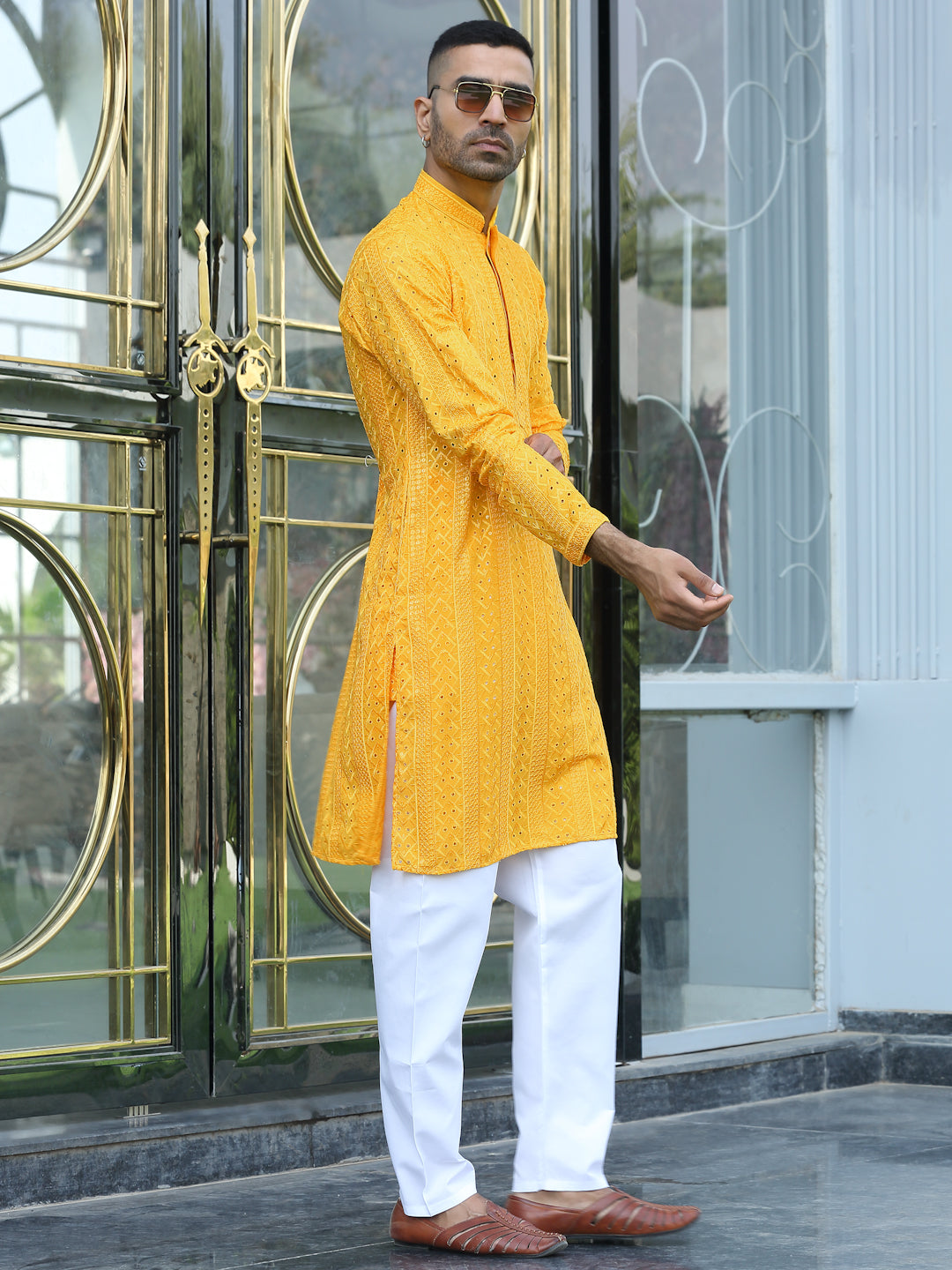 Silk Rayon Ethnic Motifs Embroidered Mandarin Collar Sequinned Kurta with Elastic Waistband White Pyjama