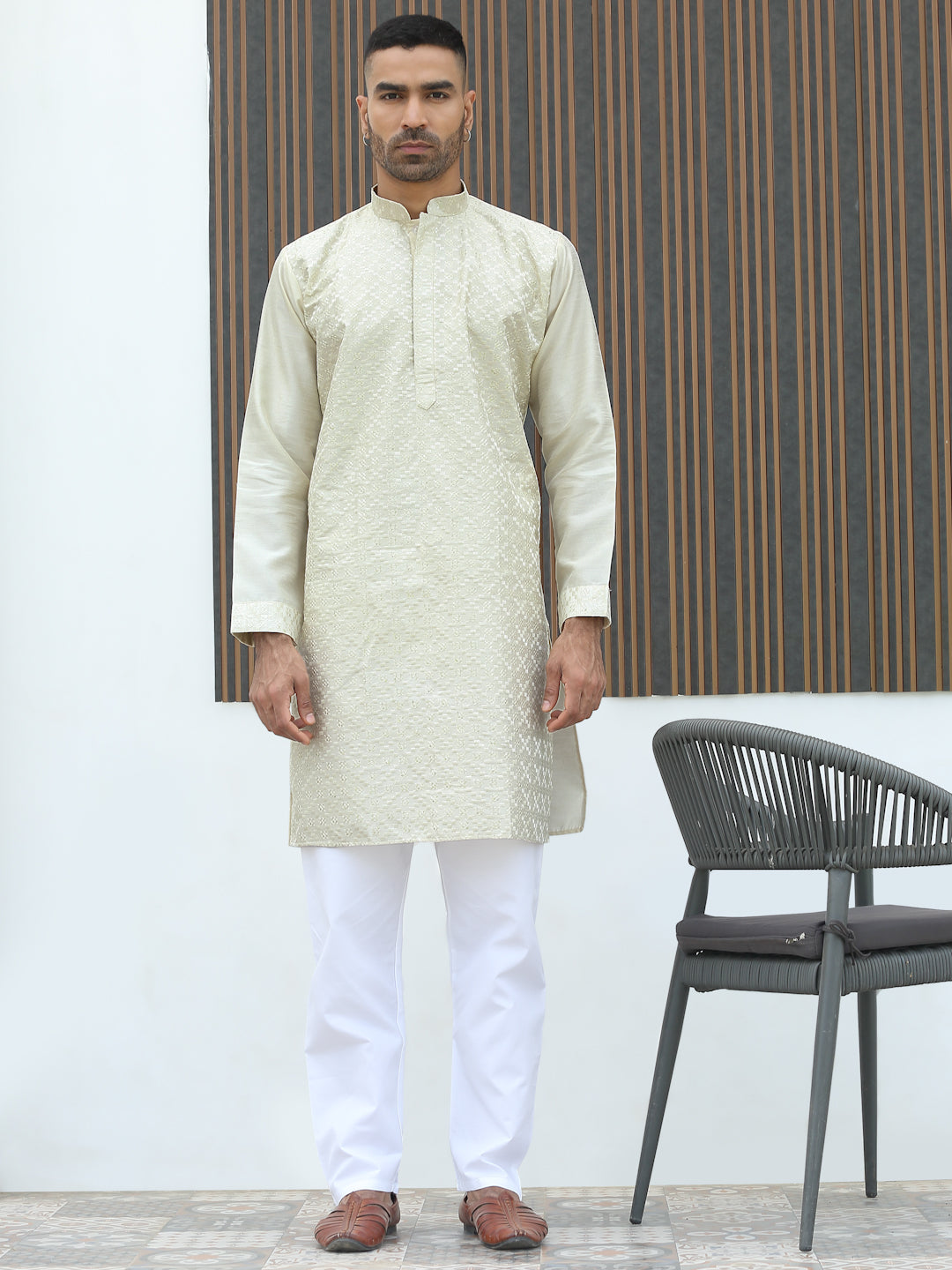 Silk Blend Geometric Embroidered Mandarin Collar Sequinned work Kurta with Elastic Waistband White Pyjama