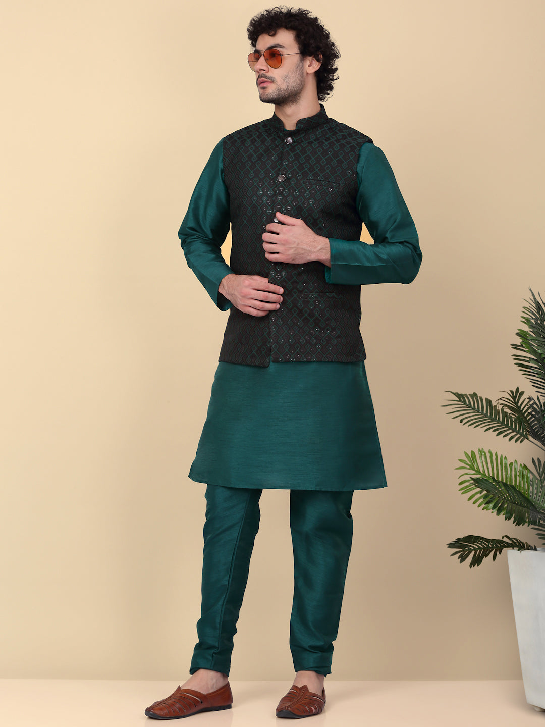 KRAFT INDIA Men's Silk Blend Solid Knee Length Kurta Churidar With Jacquard Embroidered Sequins Nehru Jacket Set